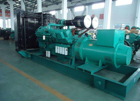 南澳800kw康明斯柴油发电机组图片 南澳800kw康明斯柴油发电机组图片